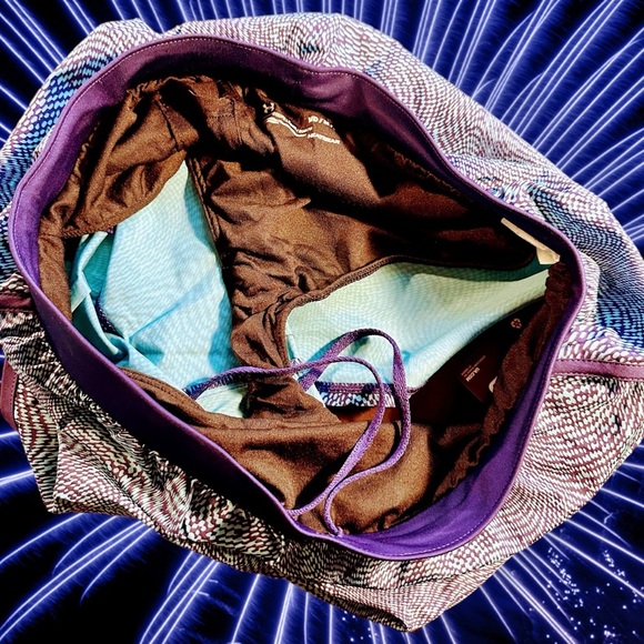 NWT Under Armour ‘Fly-By 2.0 Printed Shorts’ in “Reflective Sonar Blue” Size M - Picture 15 of 15